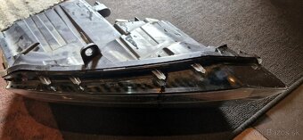 Predne lave svetlo Touareg 7p 2010-2015 - 9