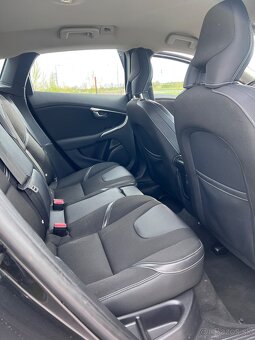 Volvo v40 d3 nafta automat - 9