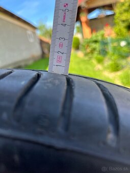 Pirelli 245/40 R18 - 9