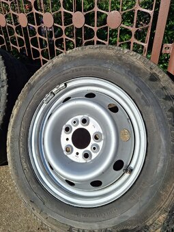 205/70 R15C - 9