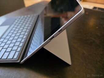 Microsoft Surface Pro 7 - 9
