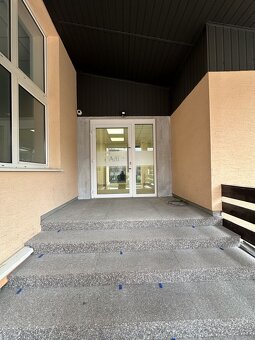 Na prenájom ordinácia v centre mesta pre lekárov - 9