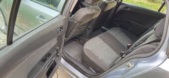 Opel Astra H Station Wagon, 1.6 77 Kw - 9