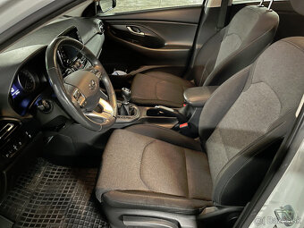 Hyundai i30 1.5 DPi 1.majiteľ - 9