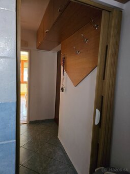 Prenajmem 2 izbový byt v KN - 9