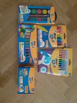 Skolska potreby rozne - 9