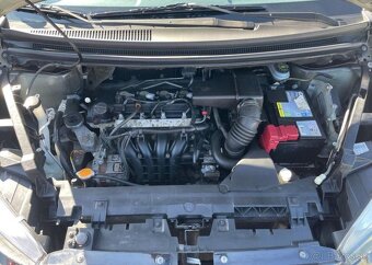 Mitsubishi Colt 1.3i benzín manuál 70 kw - 9