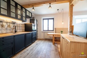 Veľkometrážny 3 izbový byt Staré sídlisko Prievidza 90 m2 - 9