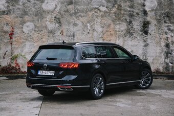 ✳️ Volkswagen Passat Variant 2.0 TDI EVO R-line DSG - 9