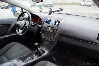 Toyota Avensis 2.0l D-4D - 9