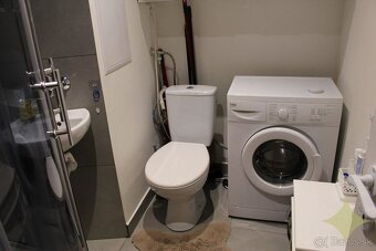 Prenájom 1 izb byt 1.p. 45 m2 , 460-Eur/mesiac s energ. Ba - 9
