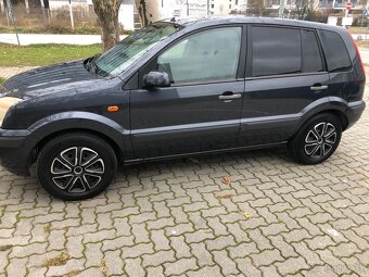 Ford fusion benzin 1.4 - 9