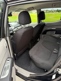 Mitsubishi l200 2,5 DID 131 kW - 9