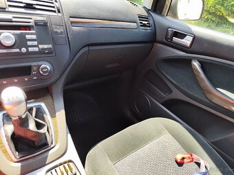 FORD C Max - 9