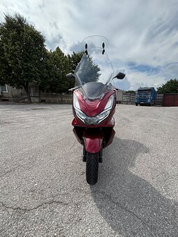Predám Honda PCX najazdené 1740 km - 9