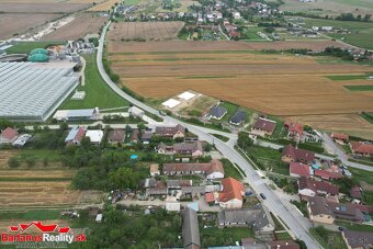BartanusReality - Na predaj zaujímavý 5 izbový rodinný dom v - 9