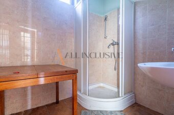 ALL INCLUSIVE l NA PREDAJ 3 IZBOVÝ RODINNÝ DOM S 18 ÁR POZEM - 9