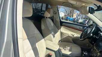 Skoda Octavia Elegance 1.6 Tdi 07/2011 - 168.tis - 9