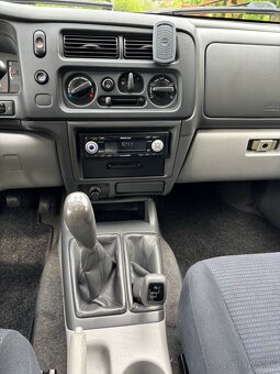 Mitsubishi Pajero 2.5 TD GL - 9