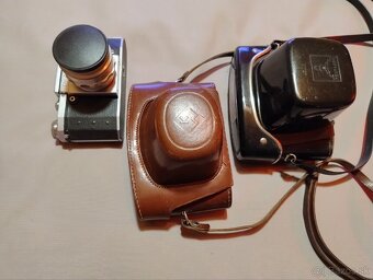 3 fotoaparáty Praktica a 3 objektívy Flektogon Tessar a.. - 9