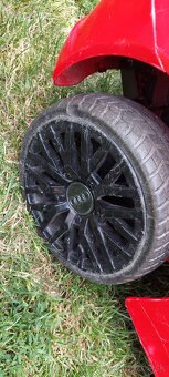 elektrické autíčko Audi - 9