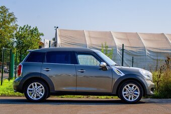 Mini Cooper D Countryman ALL4 A/T / AJ NA SPLÁTKY / - 9