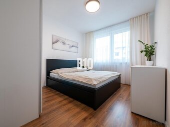 REZERVOVANÉ 2 izbový byt s balkónom - 2 x parking - Novostav - 9