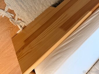 Dvojlôžková posteľ z BONAMI- masiv borovica 180x200 cm - 9