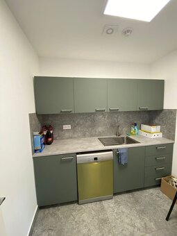 Novostavba kancelárskych priestorov na prenájom - ul. Úderní - 9