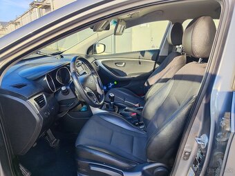 Hyundai i30 CW Kombi 1.6i GDI 16V DOHC Style možná výmena - 9