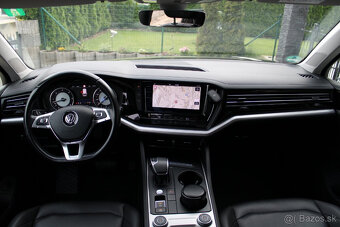 Volkswagen Touareg 3.0 V6 TDI SCR Elegance 4Motion, 1.majite - 9