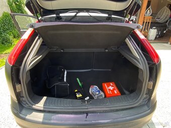 Ford Focus 2.0 TDI/100kw - REZERVOVANÉ (do 8.7.) - 9