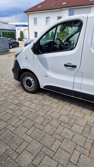 Opel Vivaro B - 9