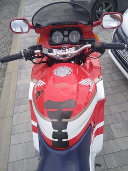Honda  CBR 1000F - 9