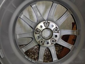 ORIGINAL BMW 5x112x7JxR18xET22 225/60xR18 ZIMA - 9