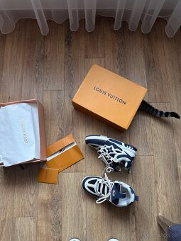 Louis Vuitton Skate - 9