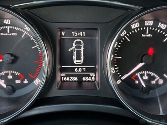 Škoda Superb Combi 1.8 TSI Elegance - 9