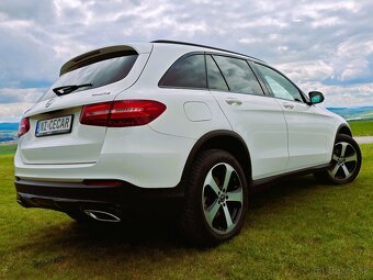MERCEDES-BENZ GLC 250 D 4MATIC -EXCLUSIVE-SLOVENSKE-NADHERNE - 9