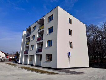PREDAJ 3 izbový byt s parkovacím miestom, NOVOSTAVBA, VÝŤAH - 9