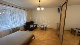 Zrekonštruovaný a zariadený 1-izbový byt v centre Martina - 9