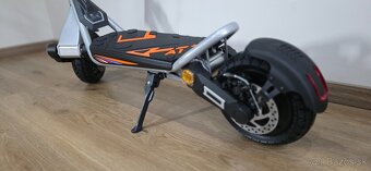 Elektrická kolobežka Kukirin A1 - 9