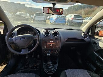 Ford Fiesta - 9