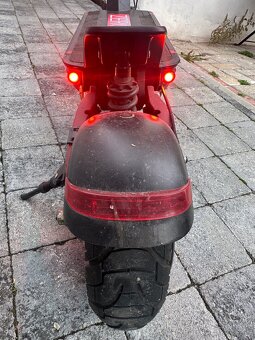 ZERO 10X – výkonná elektrická kolobežka, 52V - 9