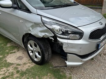 KIA Carens 1.7crdi 100kw 7miestne POJAZDNÉ - 9