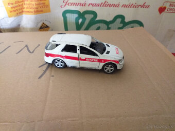 Rozne autička - 9