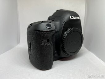 Canon 5D mark IV - shutter count 18 000 - 9
