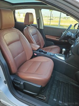 Nissan Qashqai 4x4 benzín 2.0i, automat, ťažné,STK do 4/2027 - 9