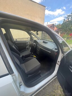 Opel Meriva 1,6 - 9