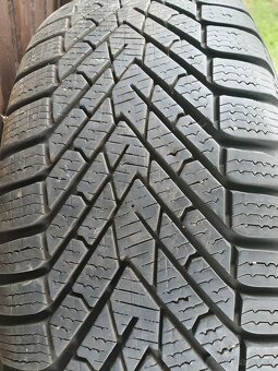 Predám zimné pneu Pirelli 205/60 R16 - 9
