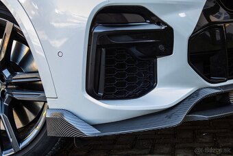 BMW X5 xDrive M50d A/T - 9